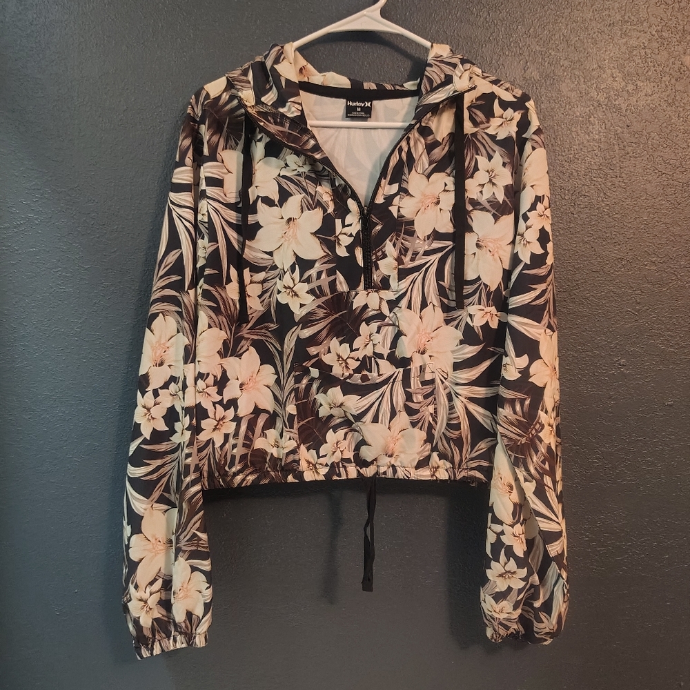 Hurley Cropped Athletic Black and Cream Floral Hoodie